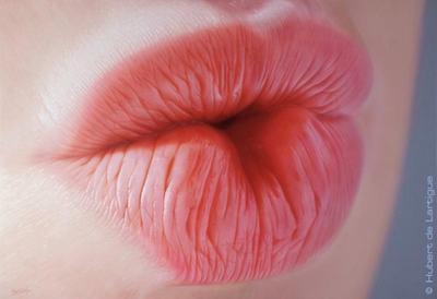 25 opere iper realistiche di bocche di donne
