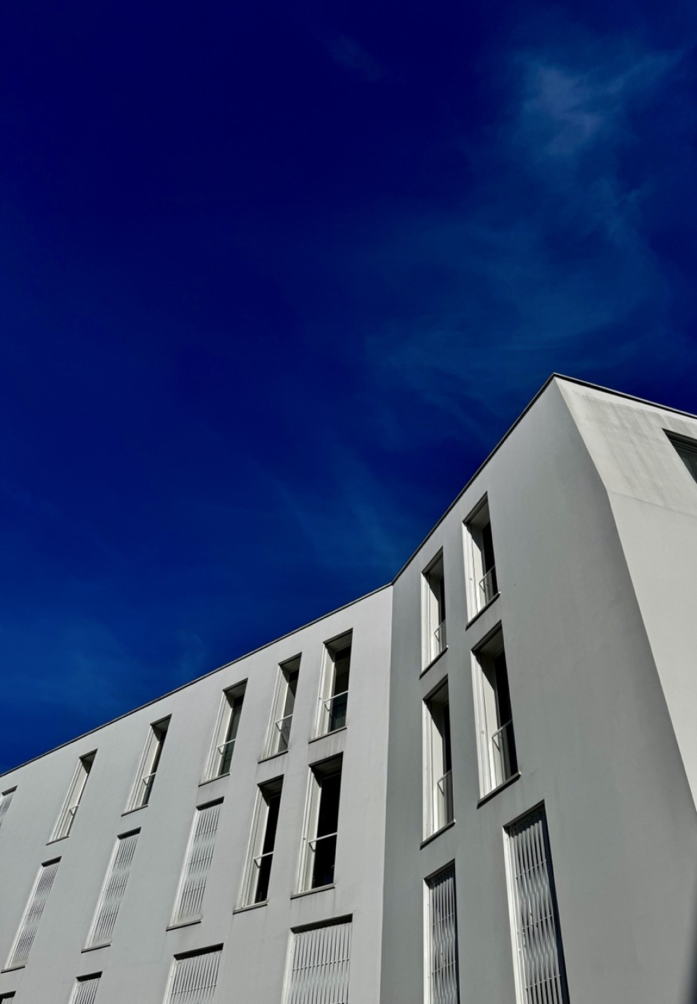 Sfondo dedicato ad un building a Milano in zona Porta Magenta